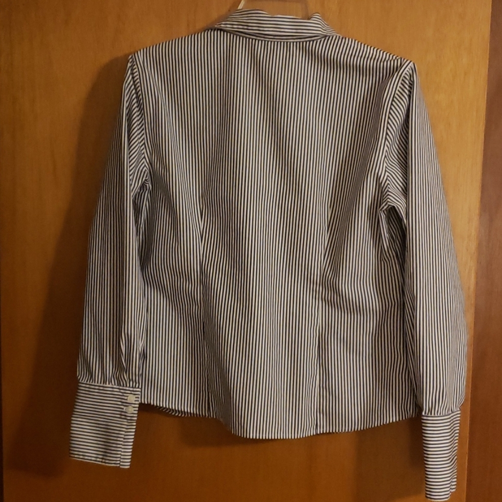 Calvin Klein button down blouse - Picture 2 of 4